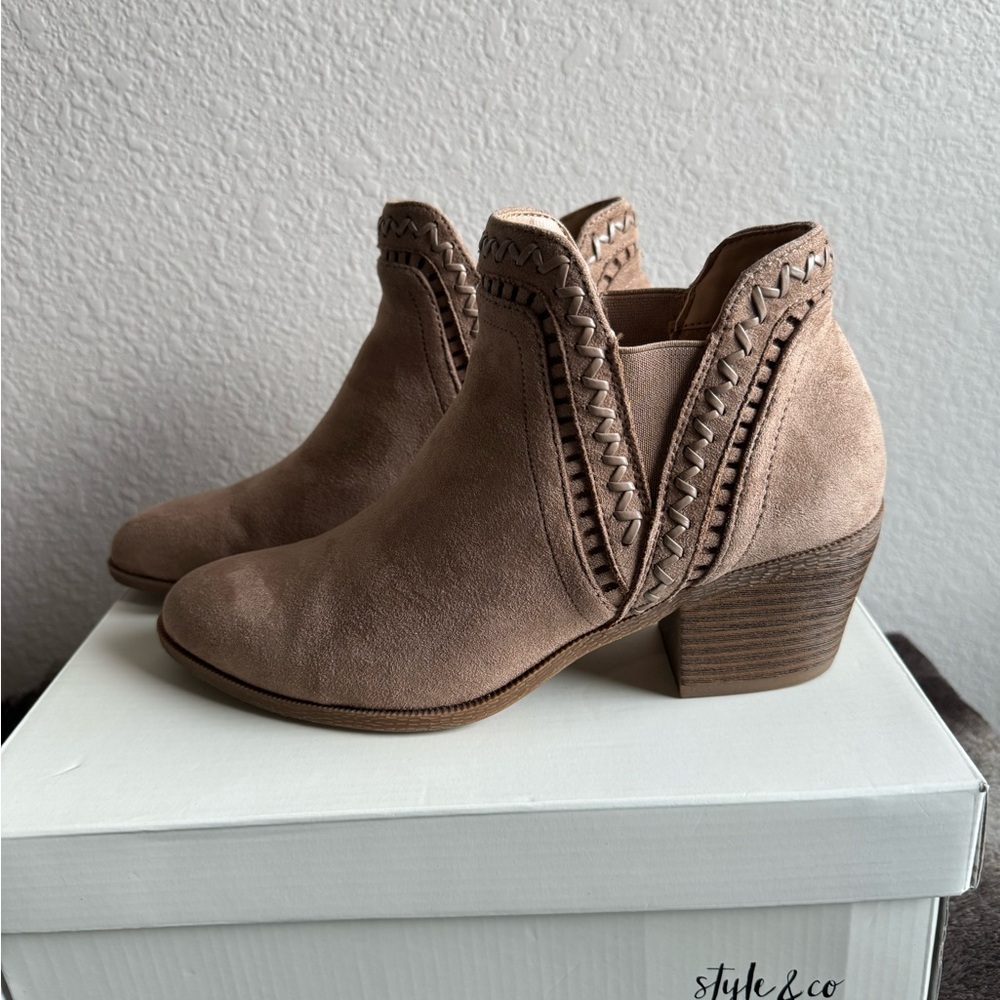 Style and Company, Meridaaf— originally $70 NWT